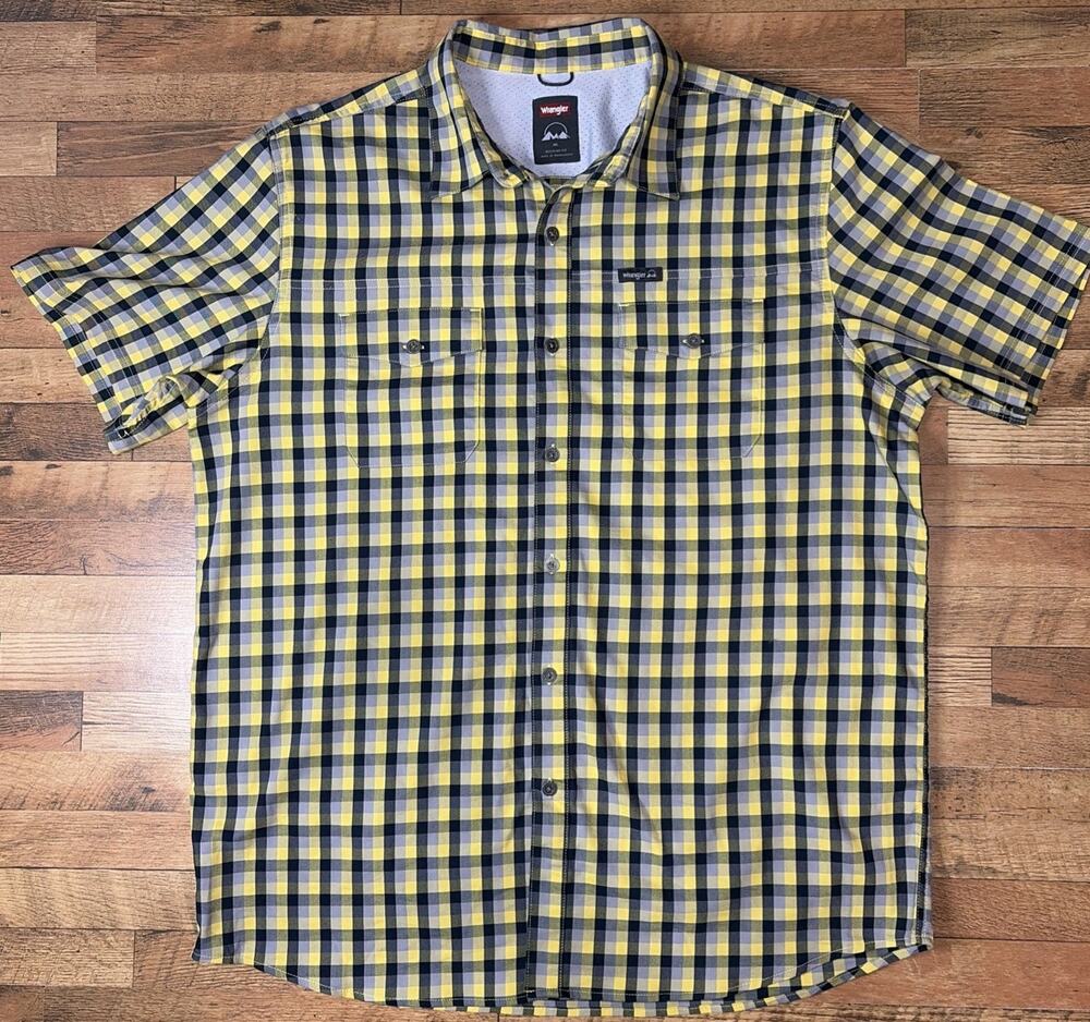 Wrangler Mens Yellow & Black Plaid Short Sleeve Button-Up Shirt XL Regular Fit